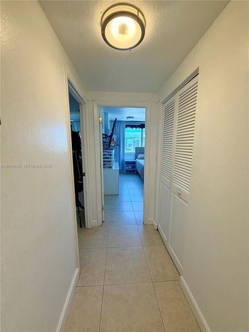 500 Bayview Dr 1631, Sunny Isles Beach, FL 33160