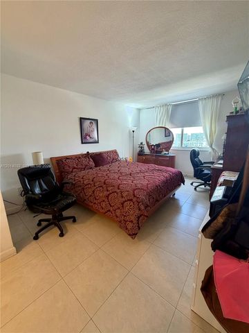 500 Bayview Dr 1631, Sunny Isles Beach, FL 33160