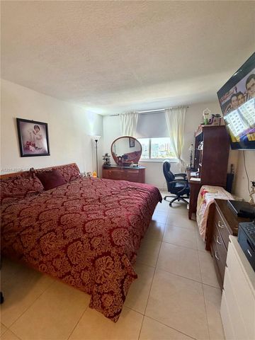 500 Bayview Dr 1631, Sunny Isles Beach, FL 33160