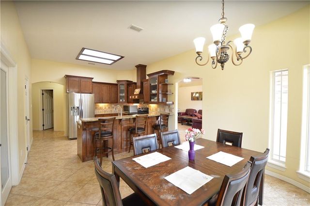 906 Las Brisas Drive, Mission, TX 78574