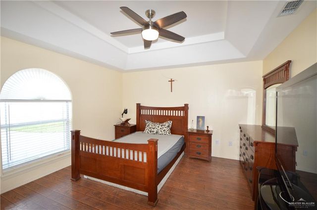 906 Las Brisas Drive, Mission, TX 78574