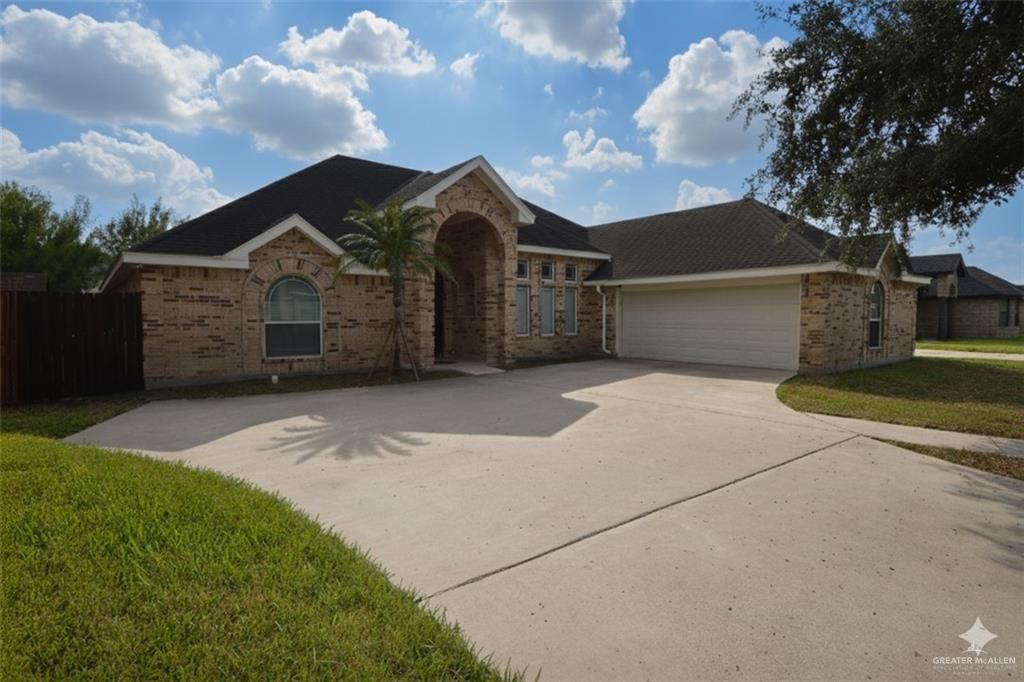 906 Las Brisas Drive, Mission, TX 78574