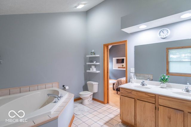 528 Macintosh Lane, Danville, IN 46122