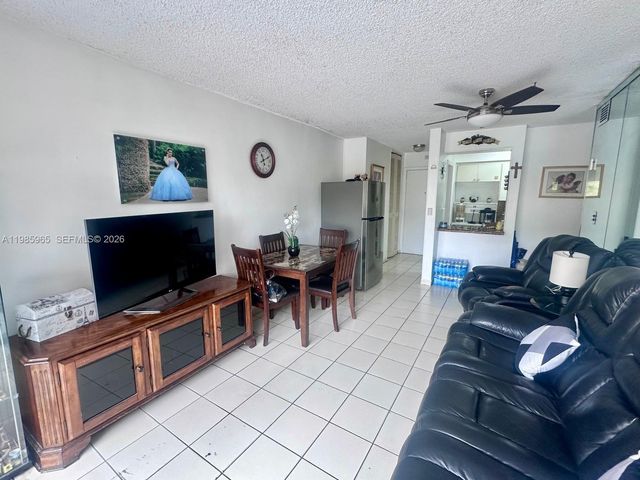 2385 NW 11th Street B16, Miami, FL 33125