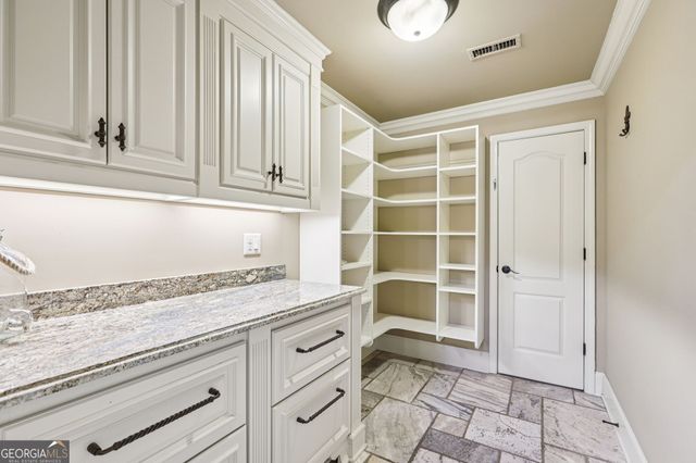 2583 Northern Oak Drive, Braselton, GA 30517