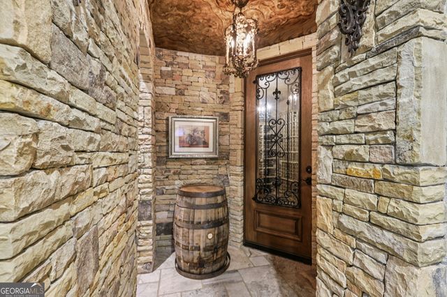 2583 Northern Oak Drive, Braselton, GA 30517