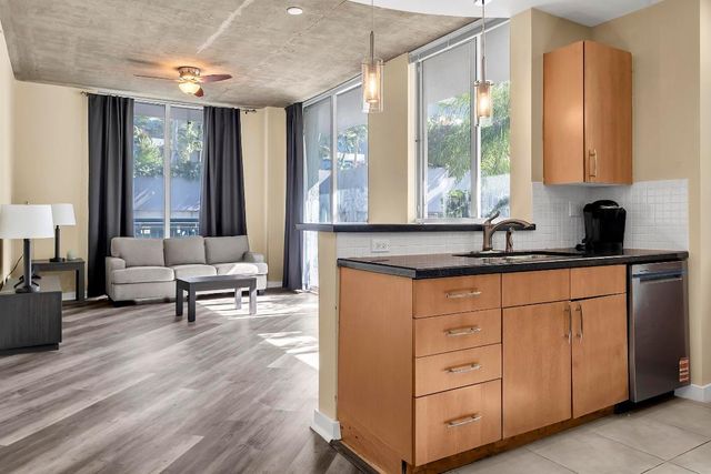 300 S Australian Avenue 618, West Palm Beach, FL 33401