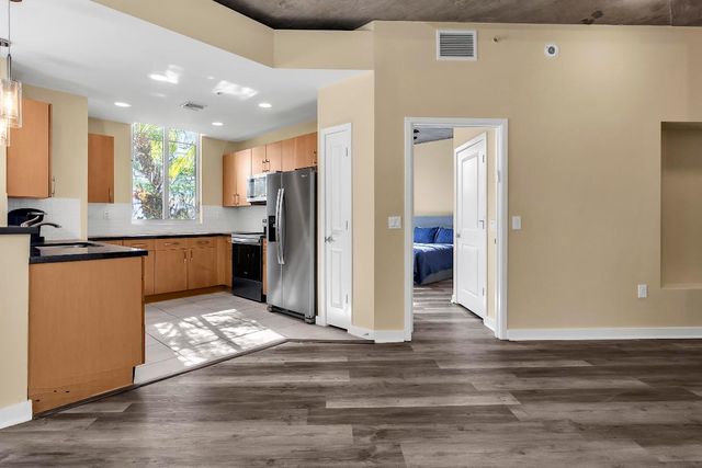 300 S Australian Avenue 618, West Palm Beach, FL 33401