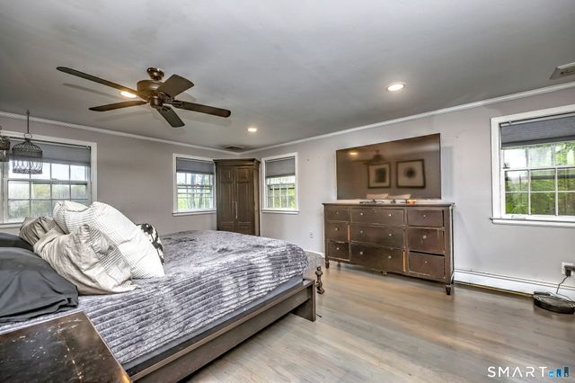 16 Wolf Tree Drive, Woodbridge, CT 06525