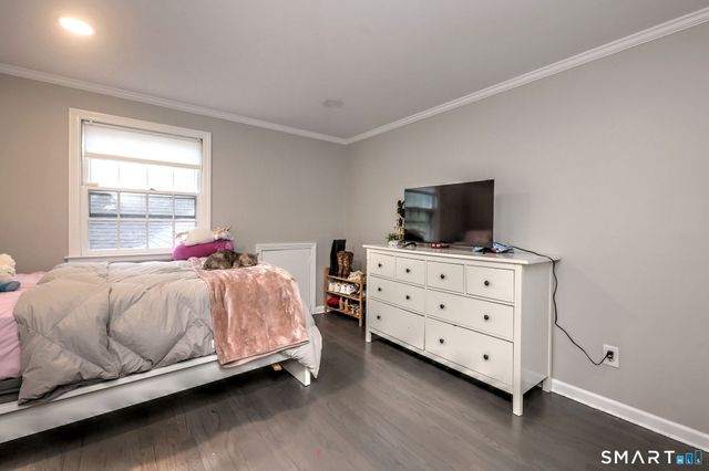 16 Wolf Tree Drive, Woodbridge, CT 06525