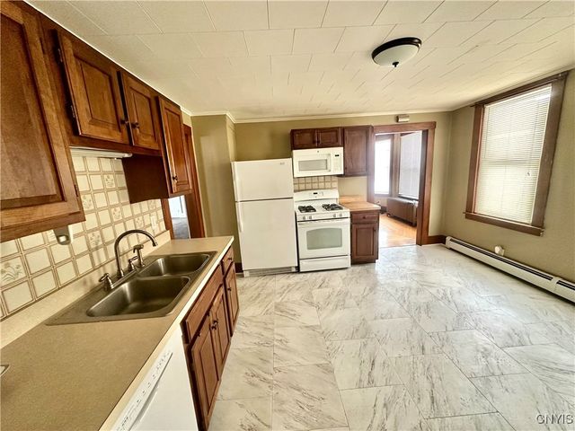 405 Spratt Place, Utica, NY 13502