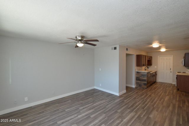 6044 N 21ST Avenue 2, Phoenix, AZ 85015