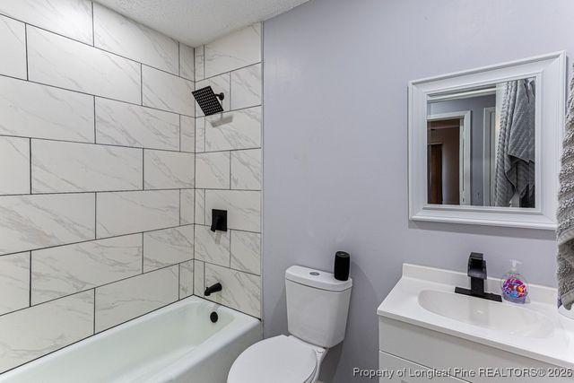 808 Darlington Drive, Fayetteville, NC 28306