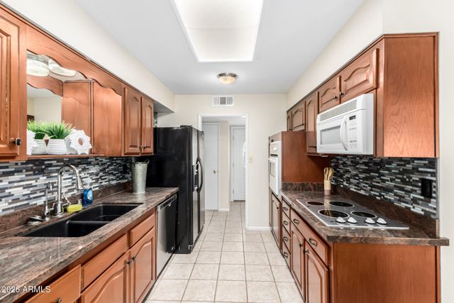 12236 N PEBBLE BEACH Drive, Sun City, AZ 85351