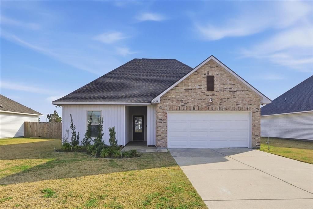 1754 Park Place, Lake Charles, LA 70607