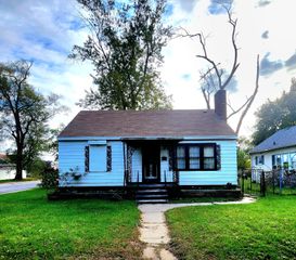 201 W 47th Avenue, Gary, IN 46408