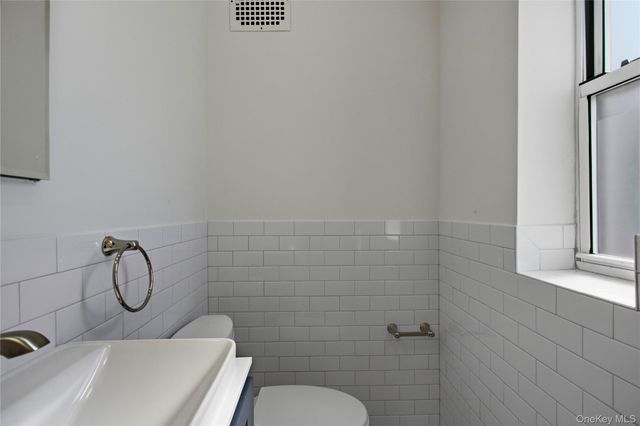 74-45 Yellowstone Boulevard 4G, Rego Park, NY 11374