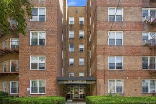 74-45 Yellowstone Boulevard 4G, Rego Park, NY 11374