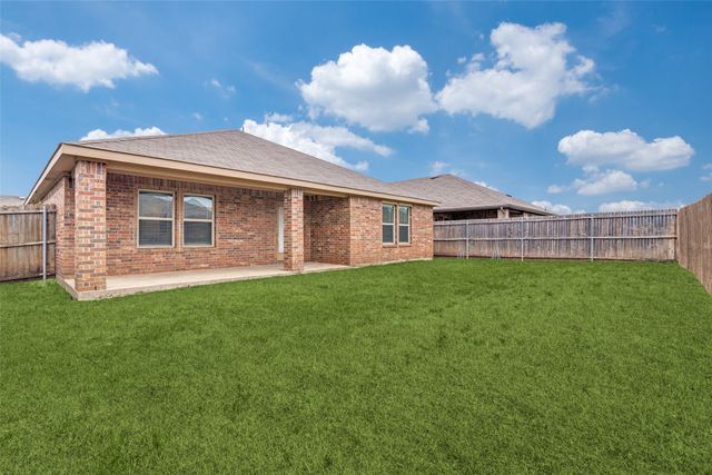877 Darst Drive, Fate, TX 75189