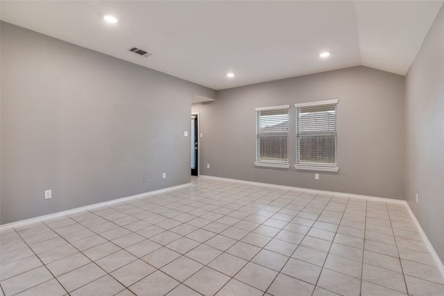 877 Darst Drive, Fate, TX 75189