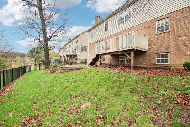 1967 N Meryls Terrace, Palatine, IL 60074