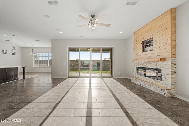 5030 S SETON Avenue, Gilbert, AZ 85298