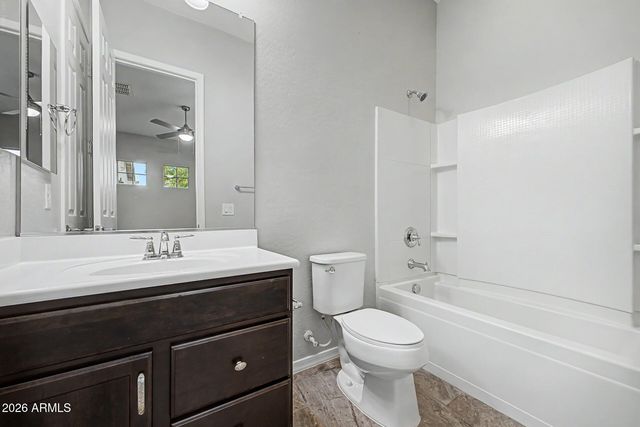 5030 S SETON Avenue, Gilbert, AZ 85298