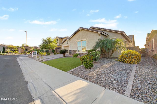 5030 S SETON Avenue, Gilbert, AZ 85298