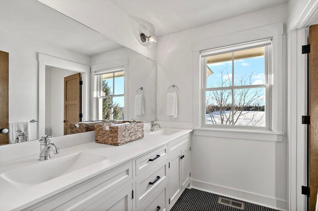 12388 Keller Avenue N, Hugo, MN 55038