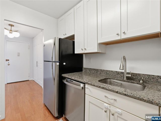 6600 Boulevard E 19H, West New York, NJ 07093