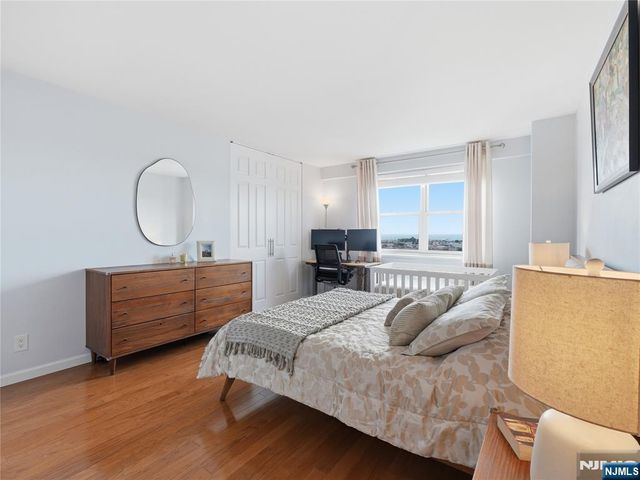 6600 Boulevard E 19H, West New York, NJ 07093
