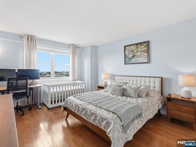 6600 Boulevard E 19H, West New York, NJ 07093