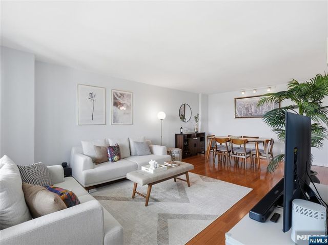 6600 Boulevard E 19H, West New York, NJ 07093