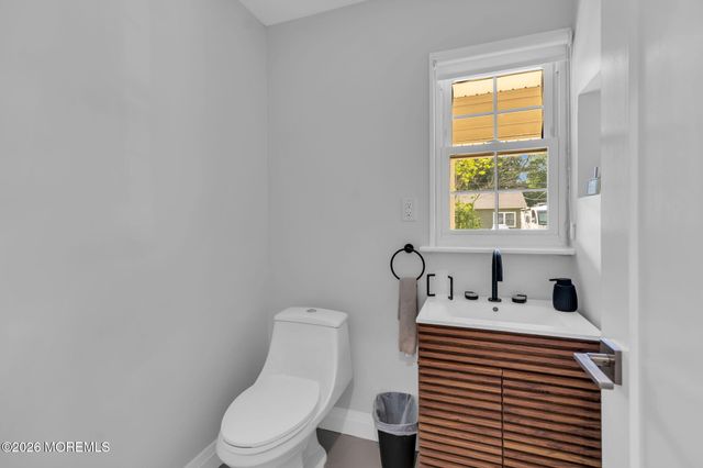 1 Deer Lane, Jackson, NJ 08527