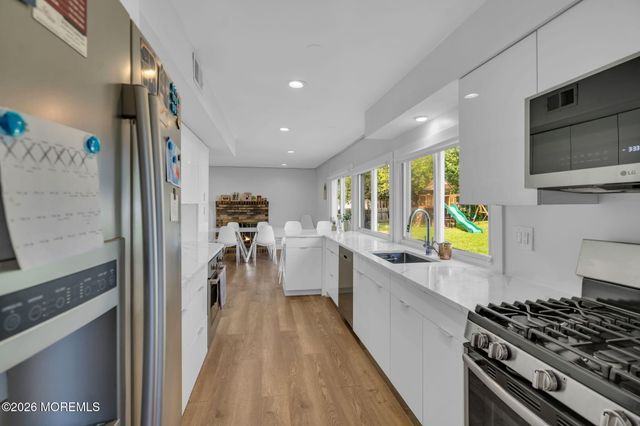 1 Deer Lane, Jackson, NJ 08527