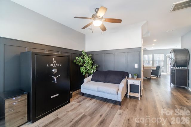 16708 Prairie Falcon Lane, Charlotte, NC 28278