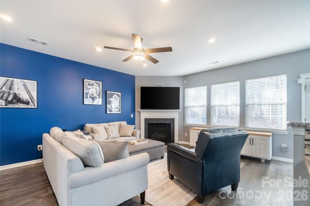 16708 Prairie Falcon Lane, Charlotte, NC 28278