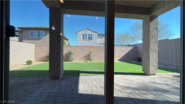 335 Cadence Vista Drive, Henderson, NV 89011