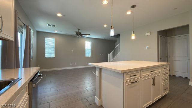 335 Cadence Vista Drive, Henderson, NV 89011