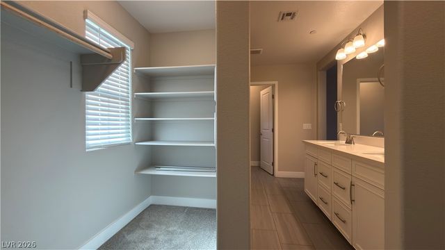 335 Cadence Vista Drive, Henderson, NV 89011