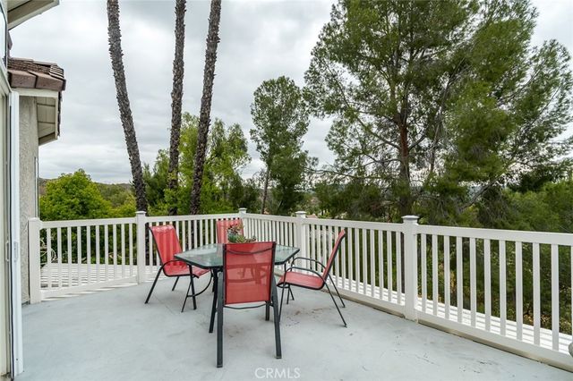 21714 Agajanian, Saugus, CA 91350