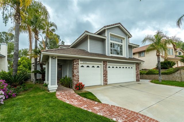 21714 Agajanian, Saugus, CA 91350