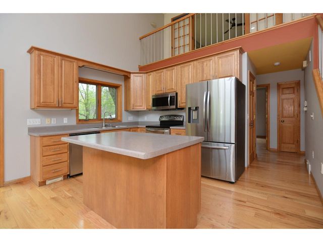 4805 Schneider Drive, Fitchburg, WI 53575