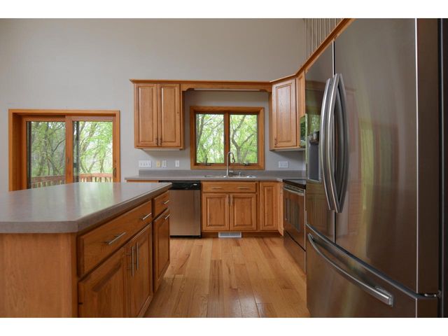 4805 Schneider Drive, Fitchburg, WI 53575
