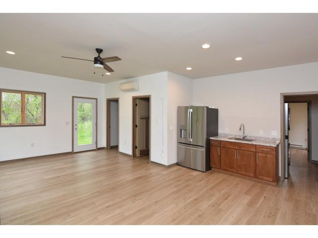 4805 Schneider Drive, Fitchburg, WI 53575