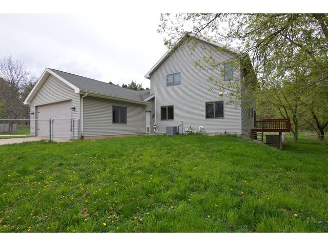 4805 Schneider Drive, Fitchburg, WI 53575