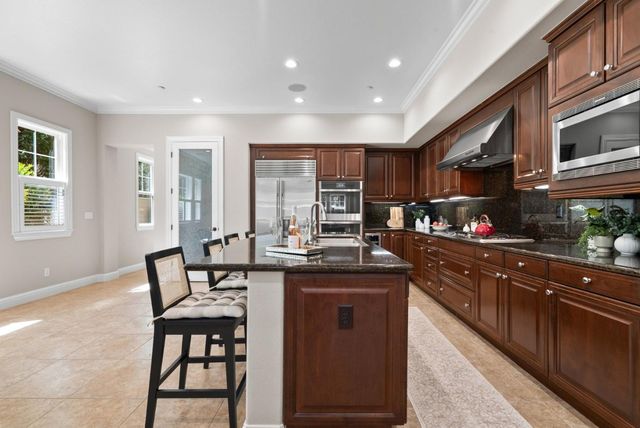 335 Bridlewood Court, Santa Cruz, CA 95060