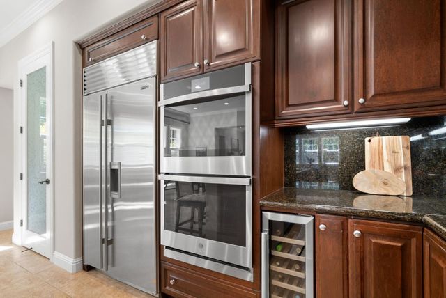 335 Bridlewood Court, Santa Cruz, CA 95060