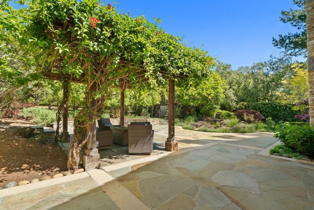 335 Bridlewood Court, Santa Cruz, CA 95060