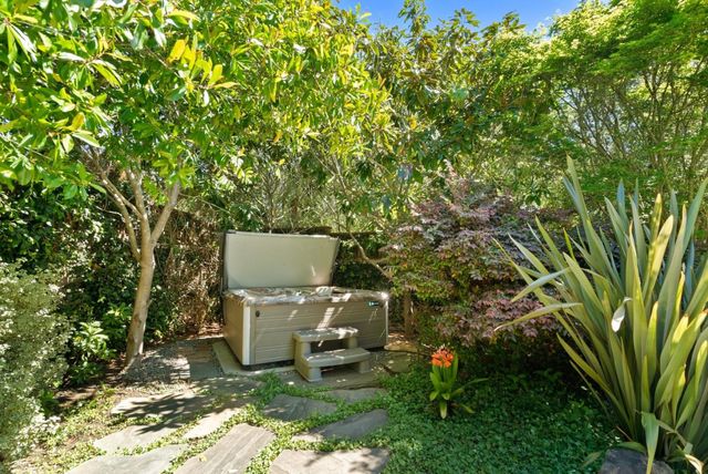 335 Bridlewood Court, Santa Cruz, CA 95060